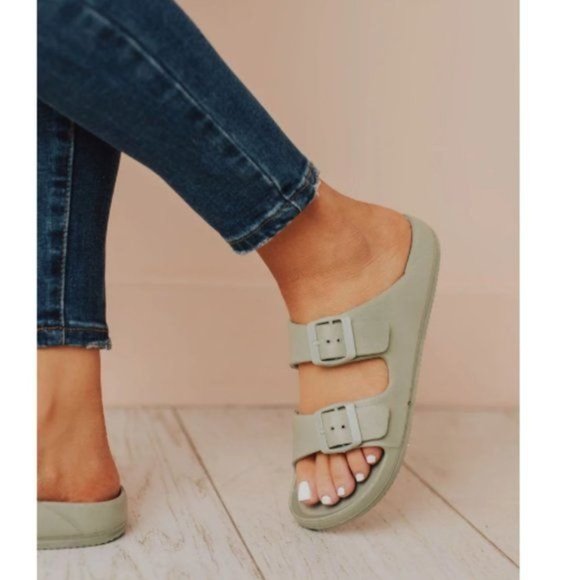 !! NEW !! Lightweight Double Buckle Sandals – Sage Green - Picture 5 of 10